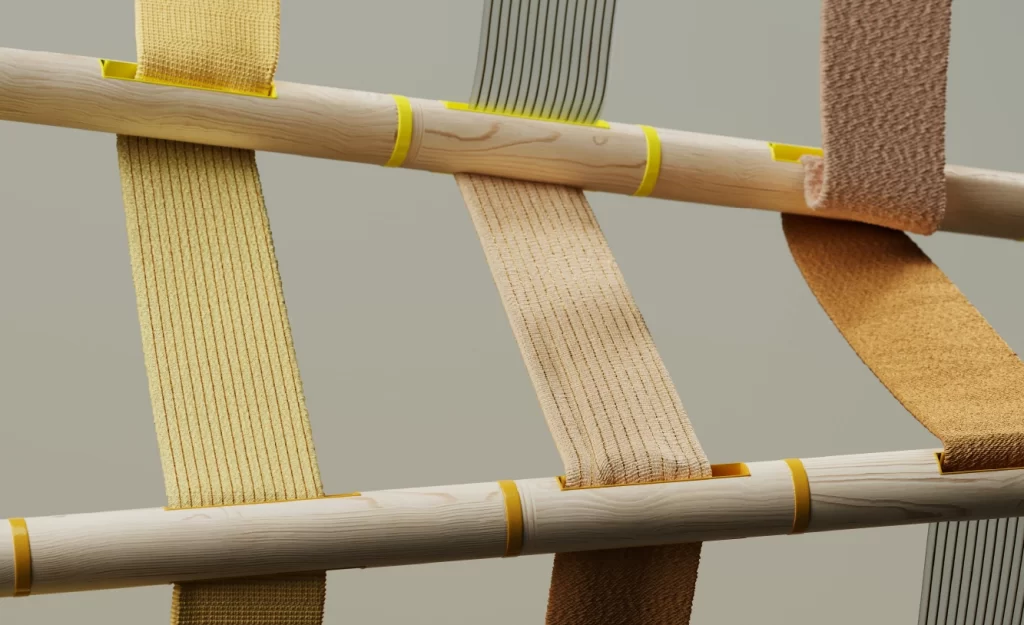 Flexibility first - interwoven straps